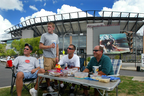 Tailgating outside Lincoln Financial Field